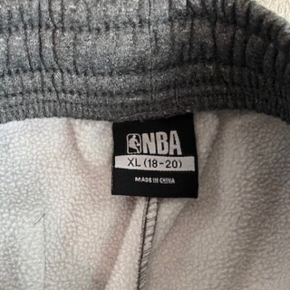 🧡3/15 NBA Basketball Jogger Sweatpants Gray Drawstring YouthXL 18-20 - Picture 6 of 8